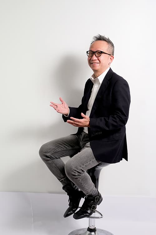 Edward Pang body_position__AGZZv